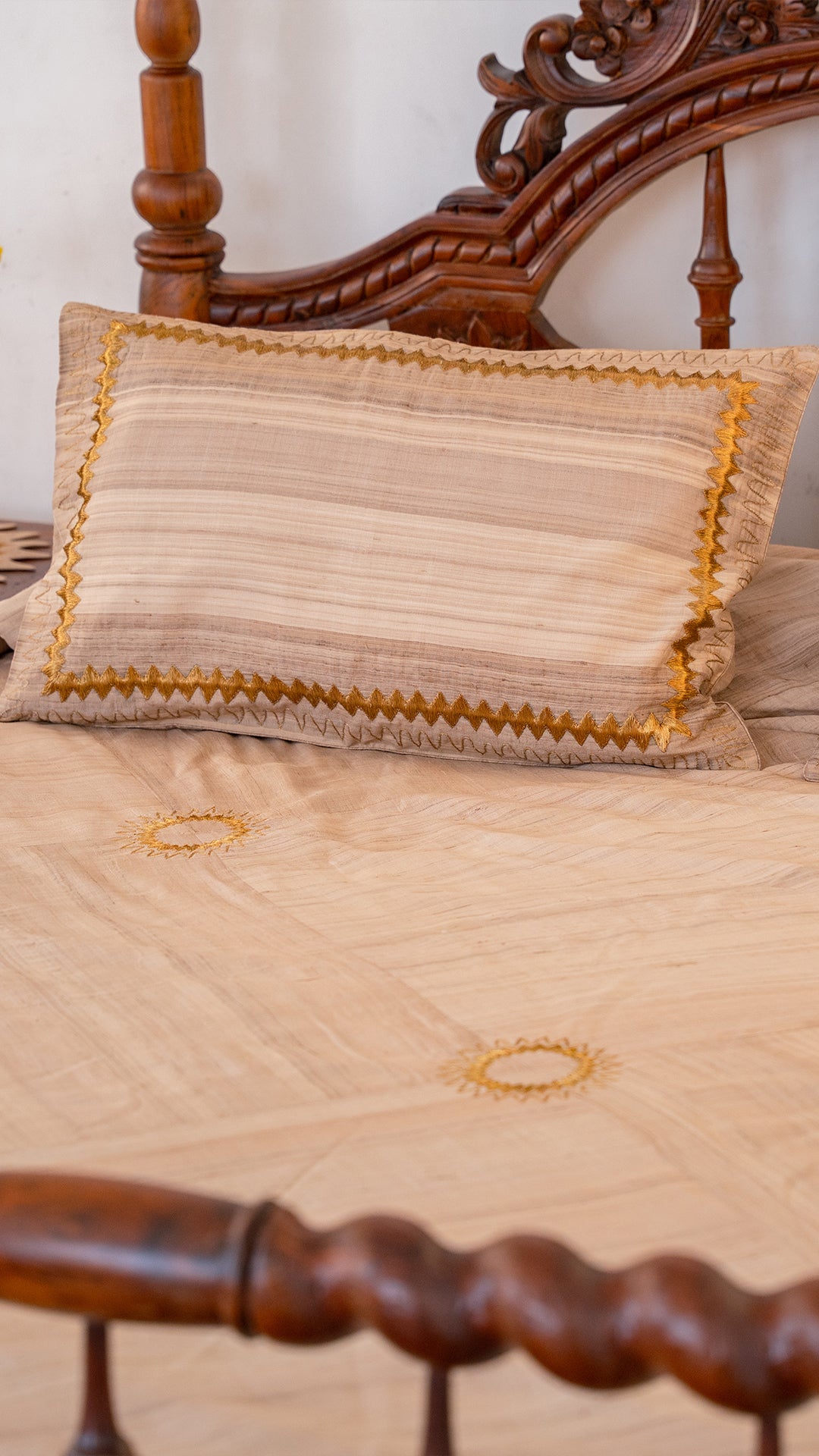 Handloom Peace Silk Signature Bedcover w/ Pillow Covers