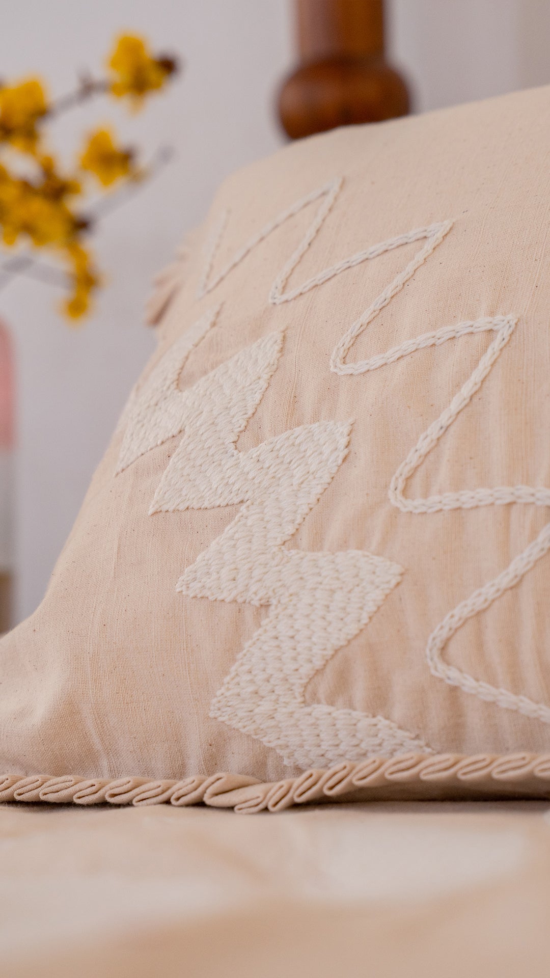 The SunKeeper - Handloom Raw Cotton Bedcover w/ Pillow Covers